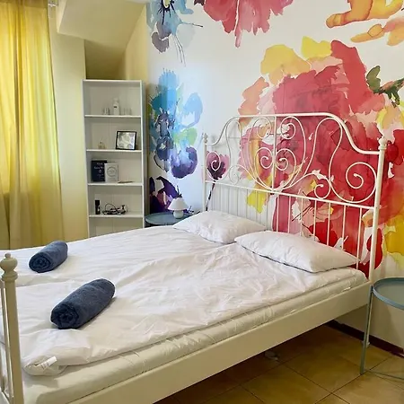 35 Cozy 1 Bedroom With Balcony