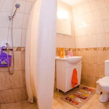 35 Cozy 1 Bedroom With Balcony アパート