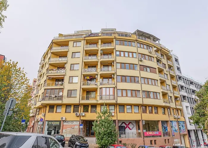 35 Cozy 1 Bedroom With Balcony София