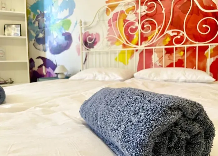 35 Cozy 1 Bedroom With Balcony アパート