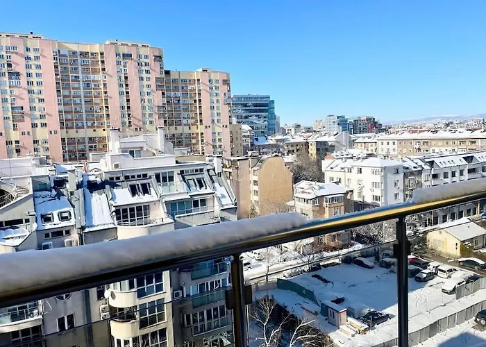 35 Cozy 1 Bedroom With Balcony София