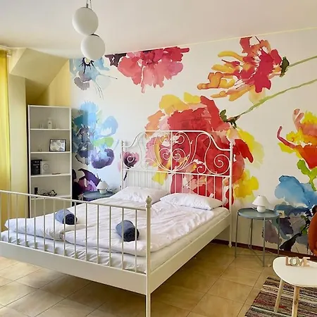 35 Cozy 1 Bedroom With Balcony