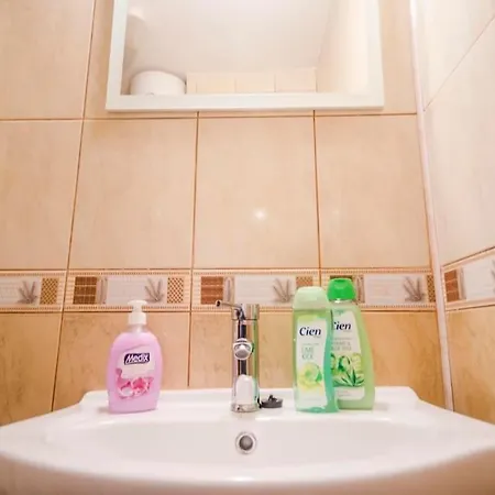 Apartmán 35 Cozy 1 Bedroom With Balcony *