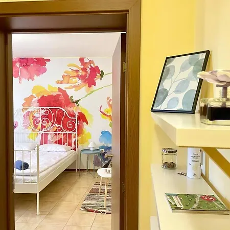 35 Cozy 1 Bedroom With Balcony 소피아