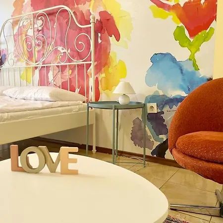 아파트 35 Cozy 1 Bedroom With Balcony 소피아