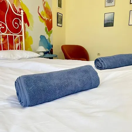 35 Cozy 1 Bedroom With Balcony 소피아
