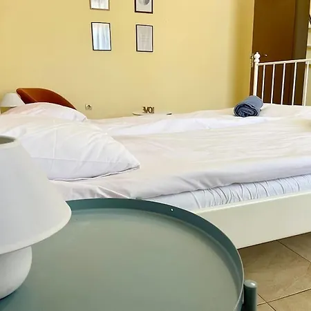 35 Cozy 1 Bedroom With Balcony * 소피아