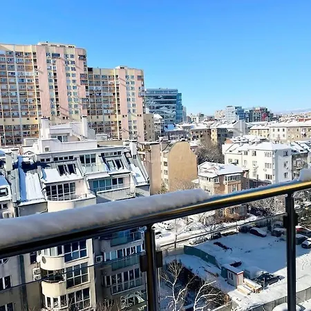 35 Cozy 1 Bedroom With Balcony 소피아
